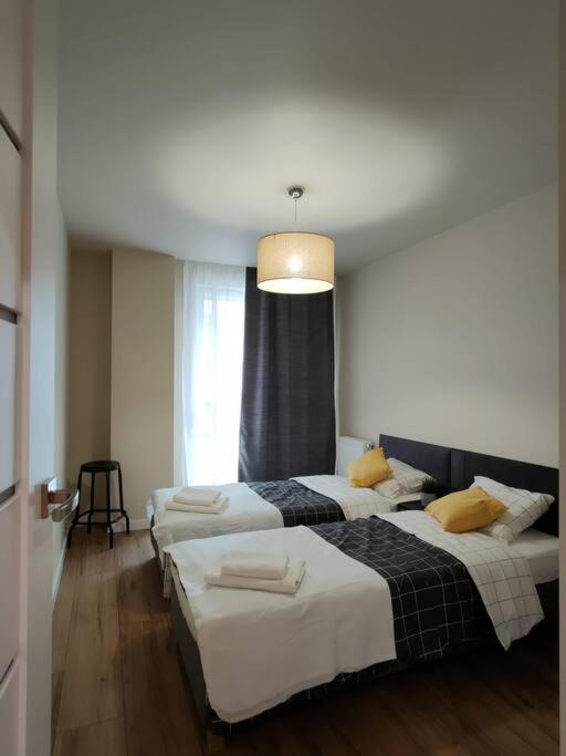 Piekny Apartament 3-Pokojowy Katowice Exteriör bild