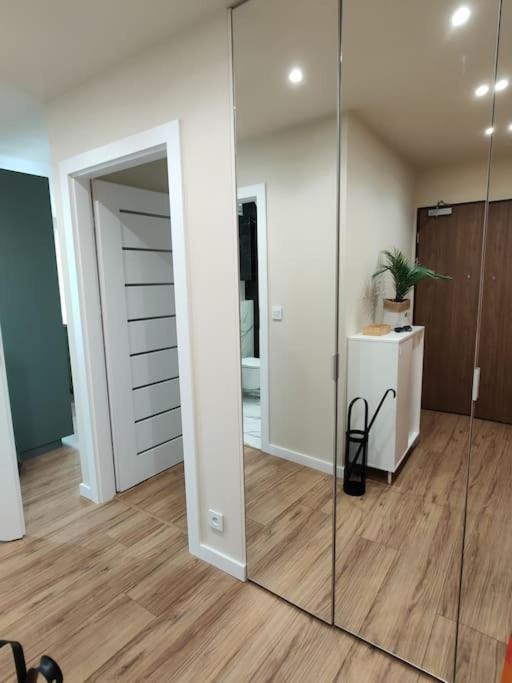 Piekny Apartament 3-Pokojowy Katowice Exteriör bild